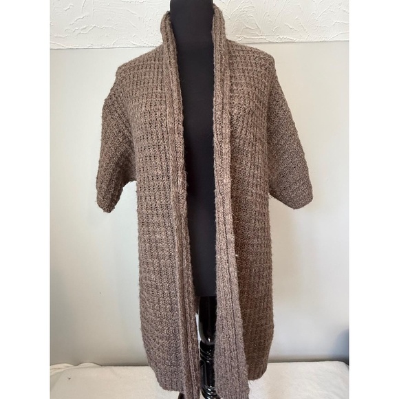 Chico's Cardigan Womens Size 2 Taupe Short Sleeved Chunky Knit Cozy Soft Warm - Picture 3 of 9